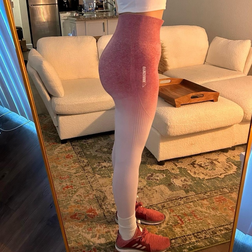 Gymshark Pink Adapt seamless leggings. Size large.